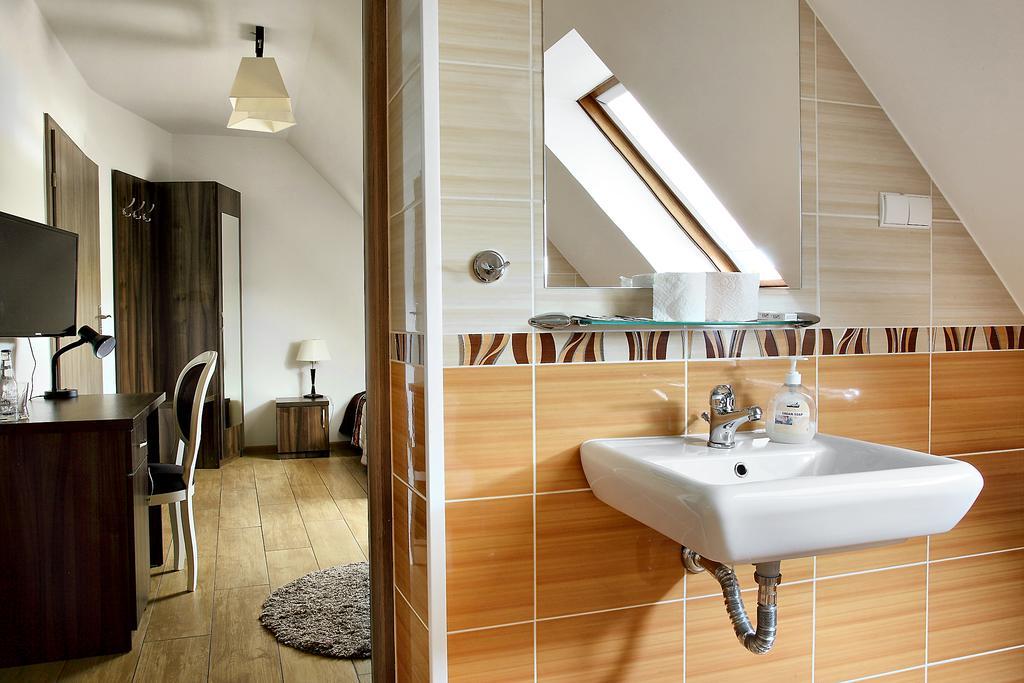 Wodnik Bed & Breakfast Krosno Rom bilde